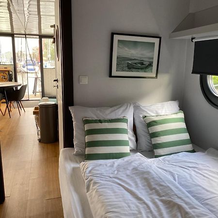 Rent To Enjoy Apartment Warns Exterior photo